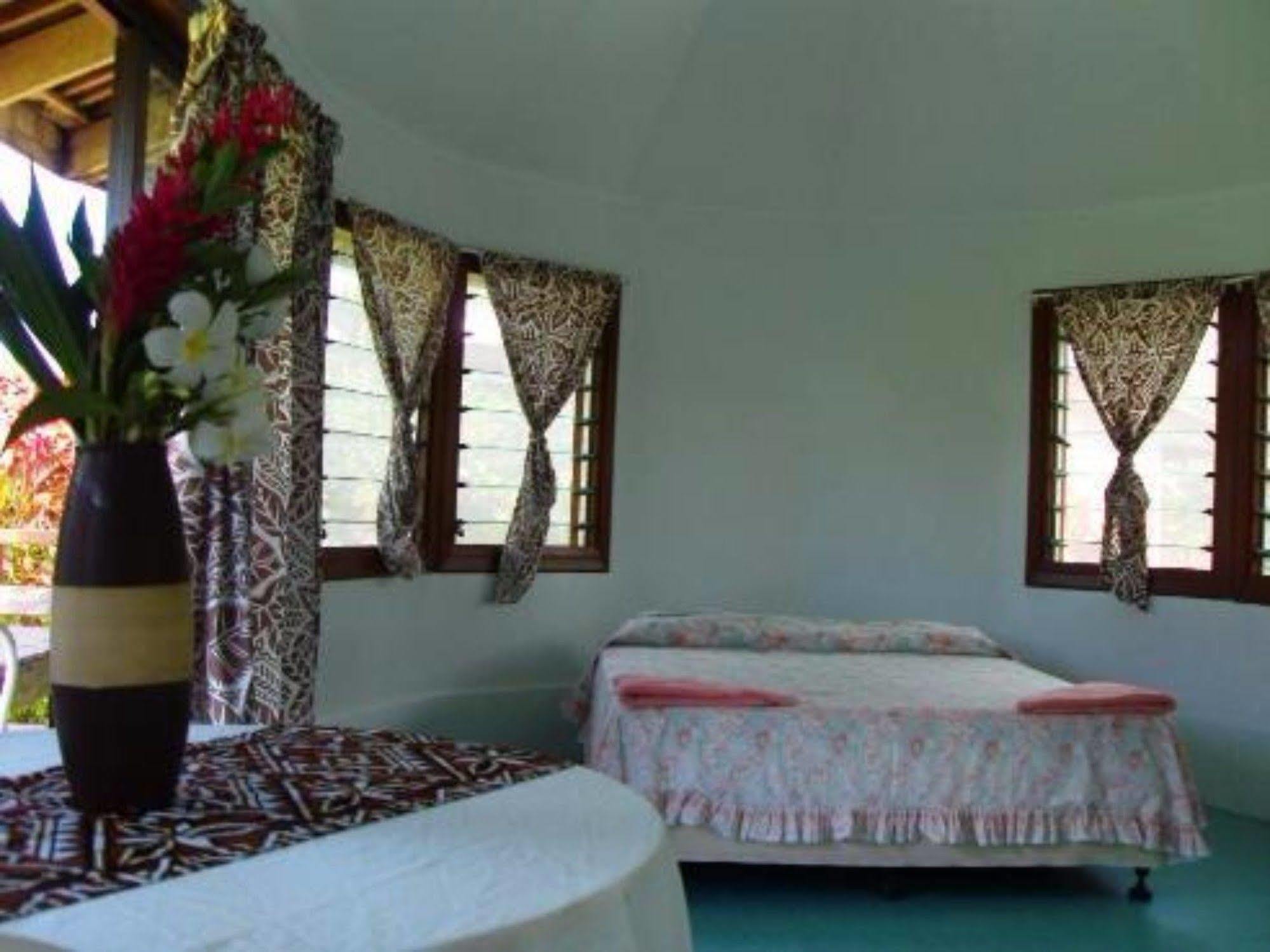 โรงแรมเดอะซาวาเอี้ยน Salelologa ภายนอก รูปภาพ