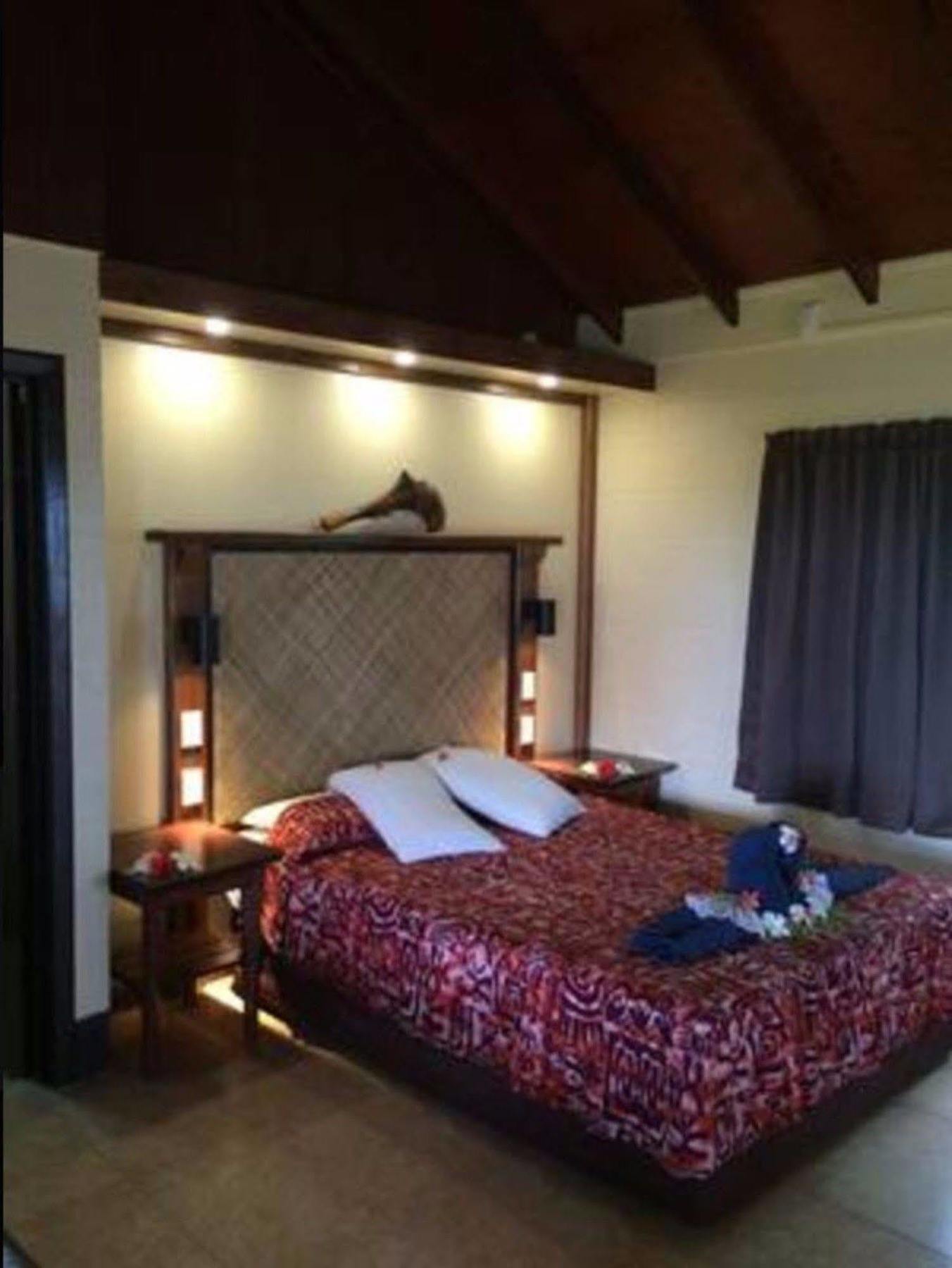 โรงแรมเดอะซาวาเอี้ยน Salelologa ภายนอก รูปภาพ