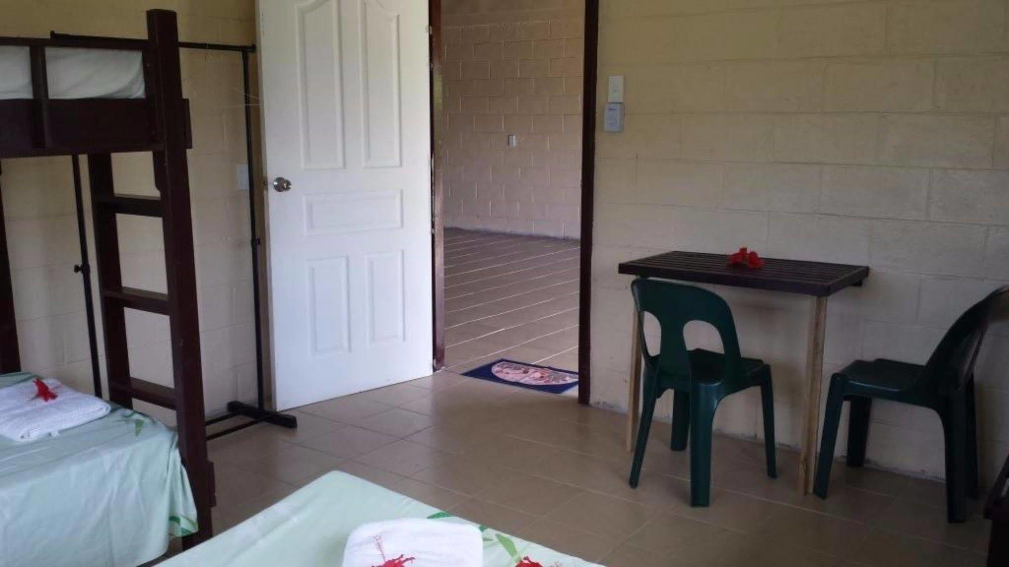 โรงแรมเดอะซาวาเอี้ยน Salelologa ภายนอก รูปภาพ